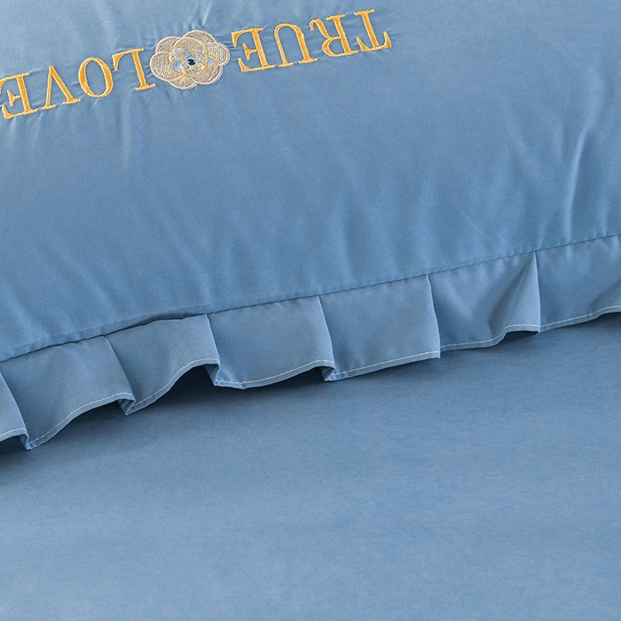 91家纺网 家纺一手货源 找家纺 代芙家纺 2025新款锦棉床盖四件套-花边款 花香-花边款-绅士蓝