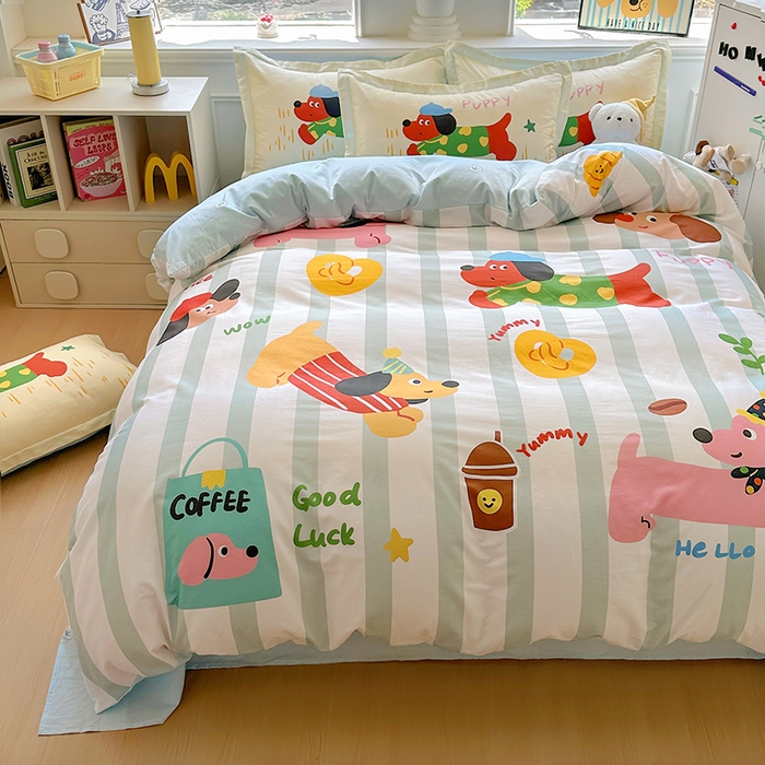 91家纺网 家纺一手货源 找家纺 浩诚 2025新款原创专版设计亲肤全棉纯棉印花四件套--有作品登记证书 腊肠小狗