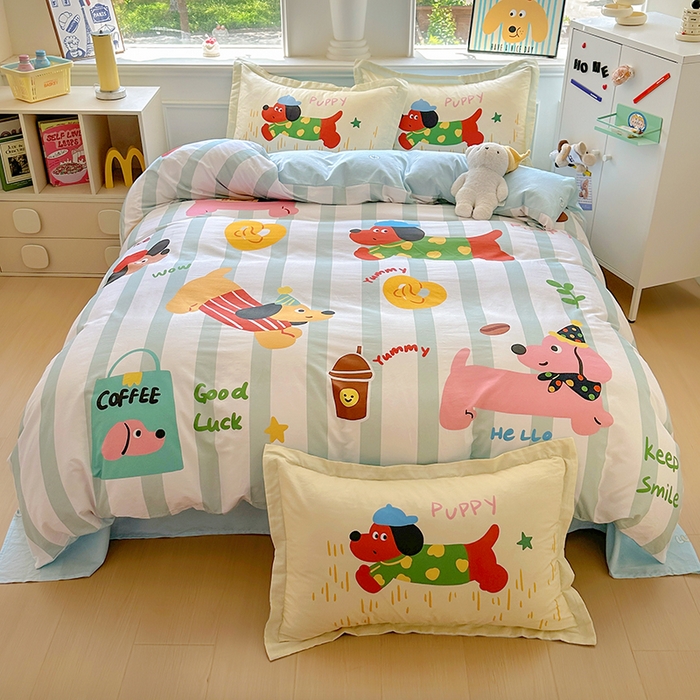 91家纺网 家纺一手货源 找家纺 浩诚 2025新款原创专版设计亲肤全棉纯棉印花四件套--有作品登记证书 腊肠小狗