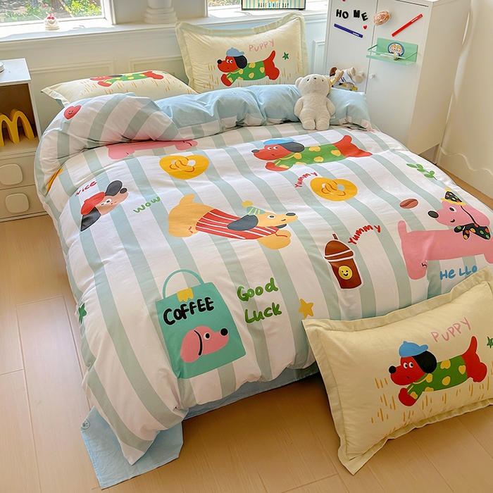 91家纺网 家纺一手货源 找家纺 浩诚 2025新款原创专版设计亲肤全棉纯棉印花四件套--有作品登记证书 腊肠小狗