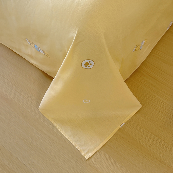 91家纺网 家纺一手货源 找家纺 浩诚 2025新款原创专版设计亲肤全棉纯棉印花四件套--有作品登记证书 芝士小狗