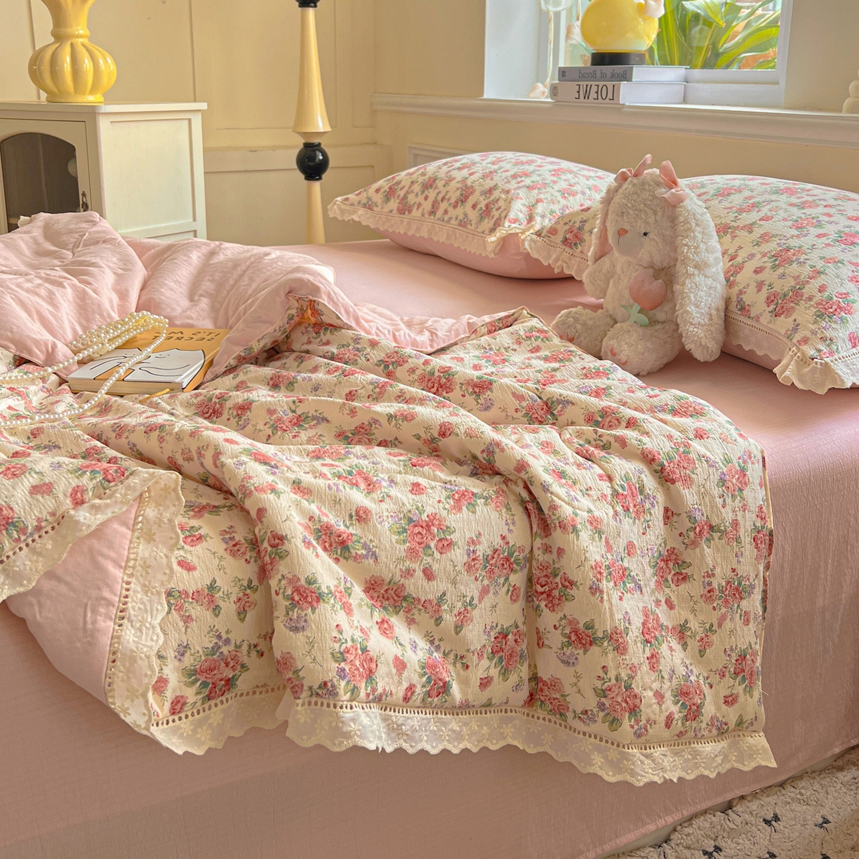 91家纺网 家纺一手货源 找家纺 繁花家居 2025新款云感棉镂空花边夏被四件套 镂空花边-星眠云野