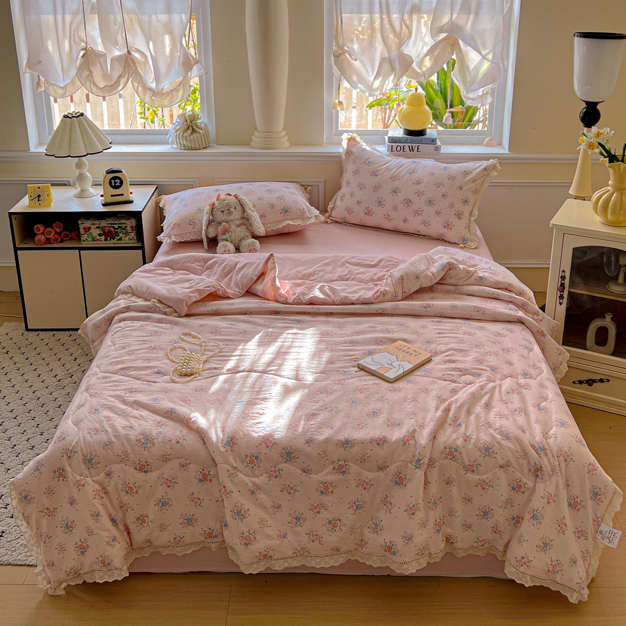 91家纺网 家纺一手货源 找家纺 繁花家居 2025新款云感棉镂空花边夏被四件套 镂空花边-韵味