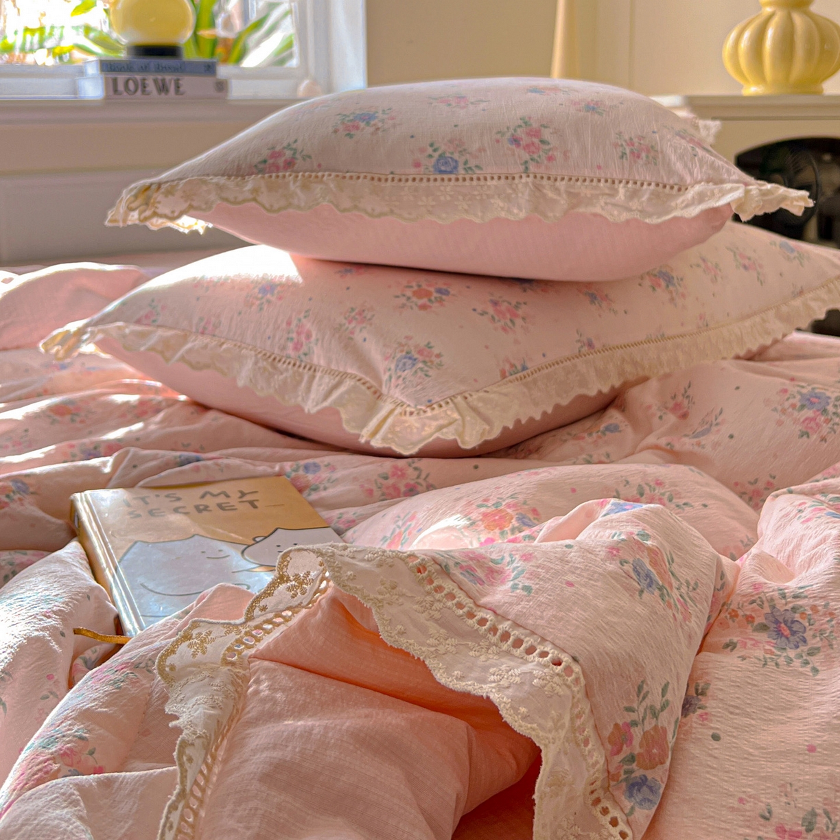 91家纺网 家纺一手货源 找家纺 繁花家居 2025新款云感棉镂空花边夏被四件套 镂空花边-韵味