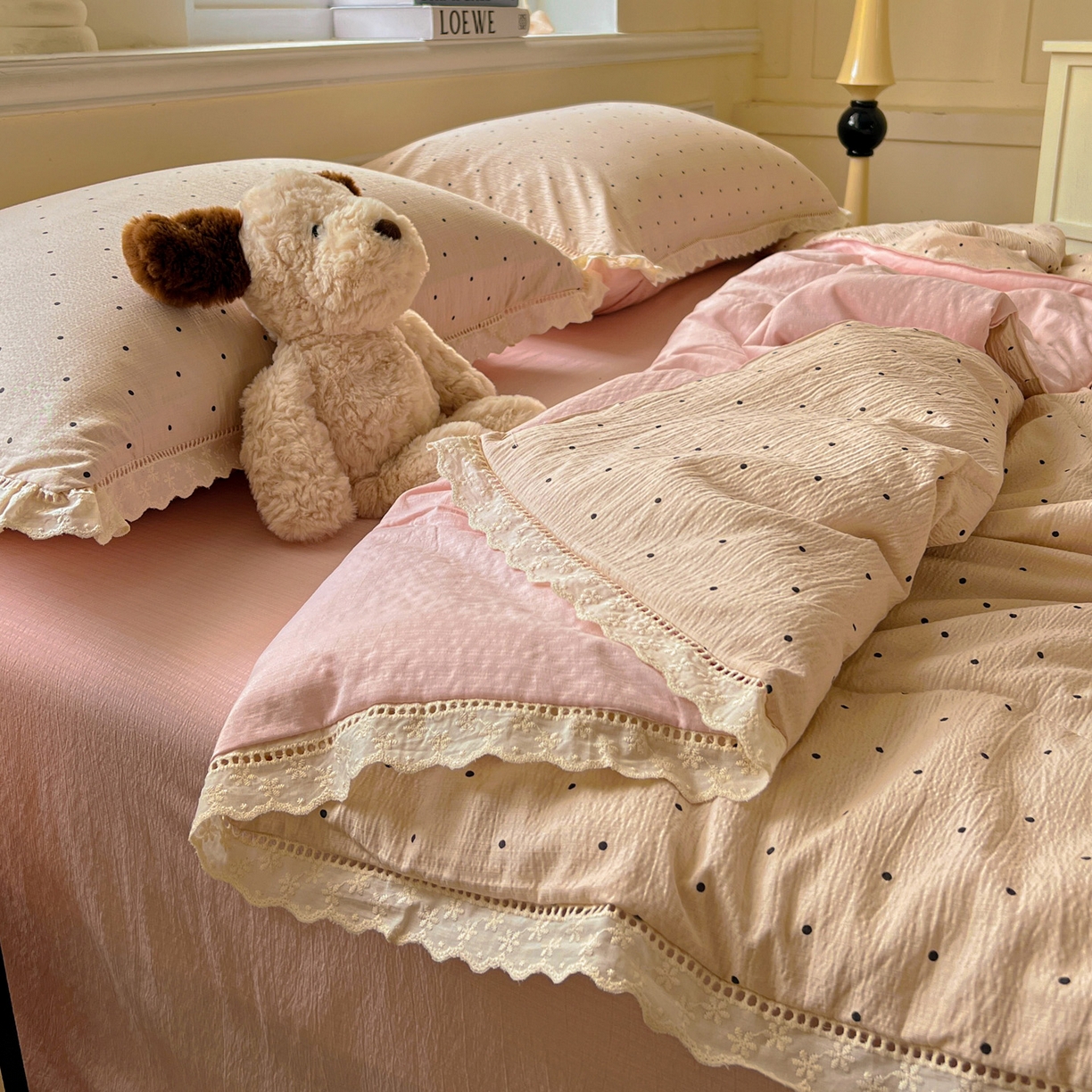 91家纺网 家纺一手货源 找家纺 繁花家居 2025新款云感棉镂空花边夏被四件套 漏空花边-初恋