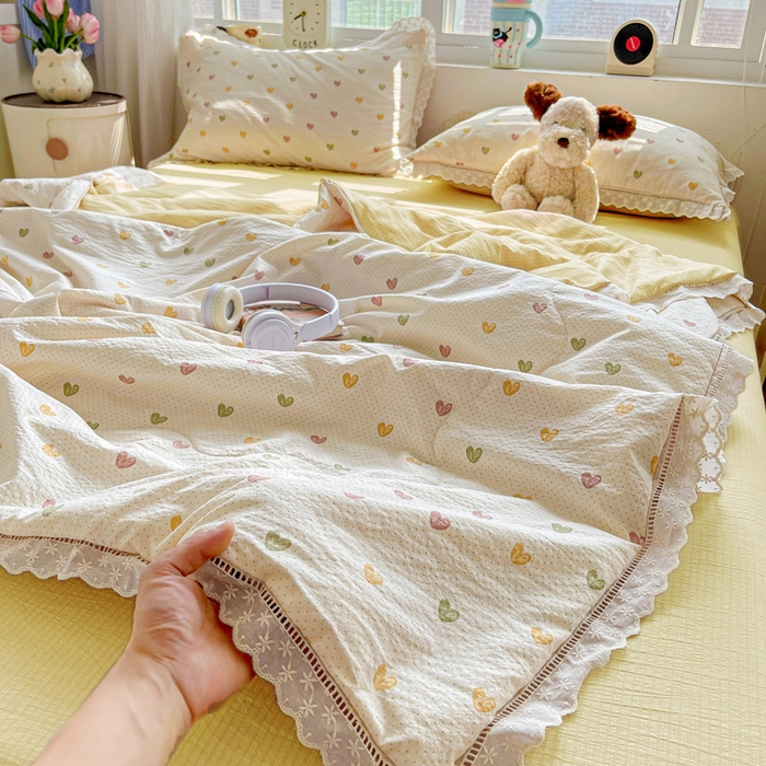 91家纺网 家纺一手货源 找家纺 繁花家居 2025新款云感棉镂空花边夏被四件套 镂空花边-心动