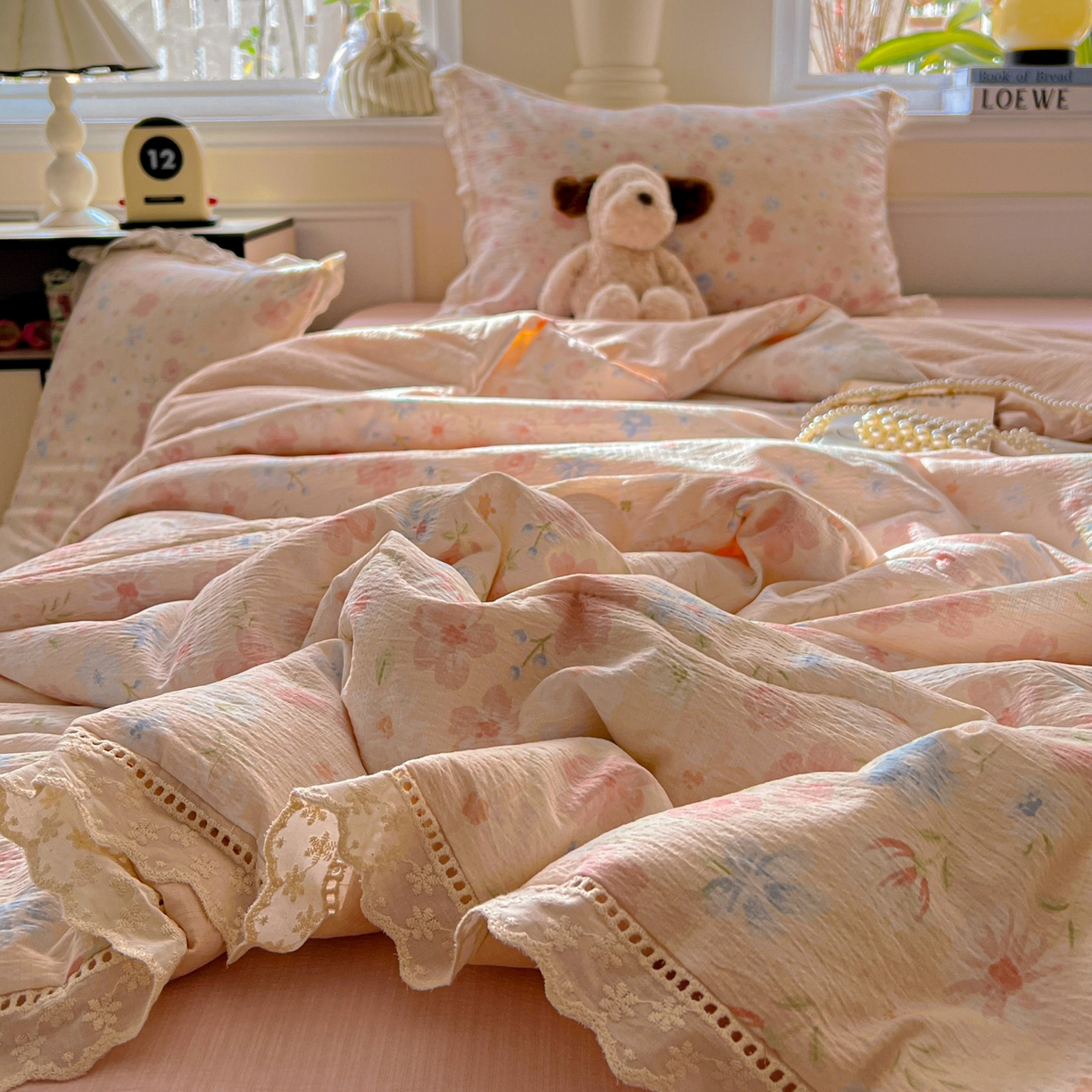 91家纺网 家纺一手货源 找家纺 繁花家居 2025新款云感棉镂空花边夏被四件套 镂空花边-花仙子