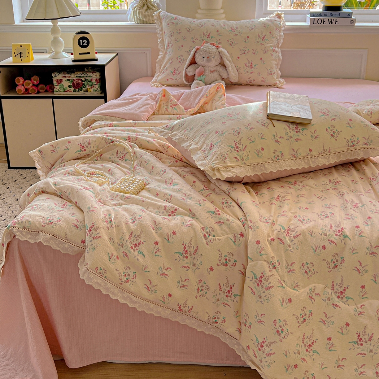 91家纺网 家纺一手货源 找家纺 （总）繁花家居 2025新款云感棉镂空花边夏被四件套