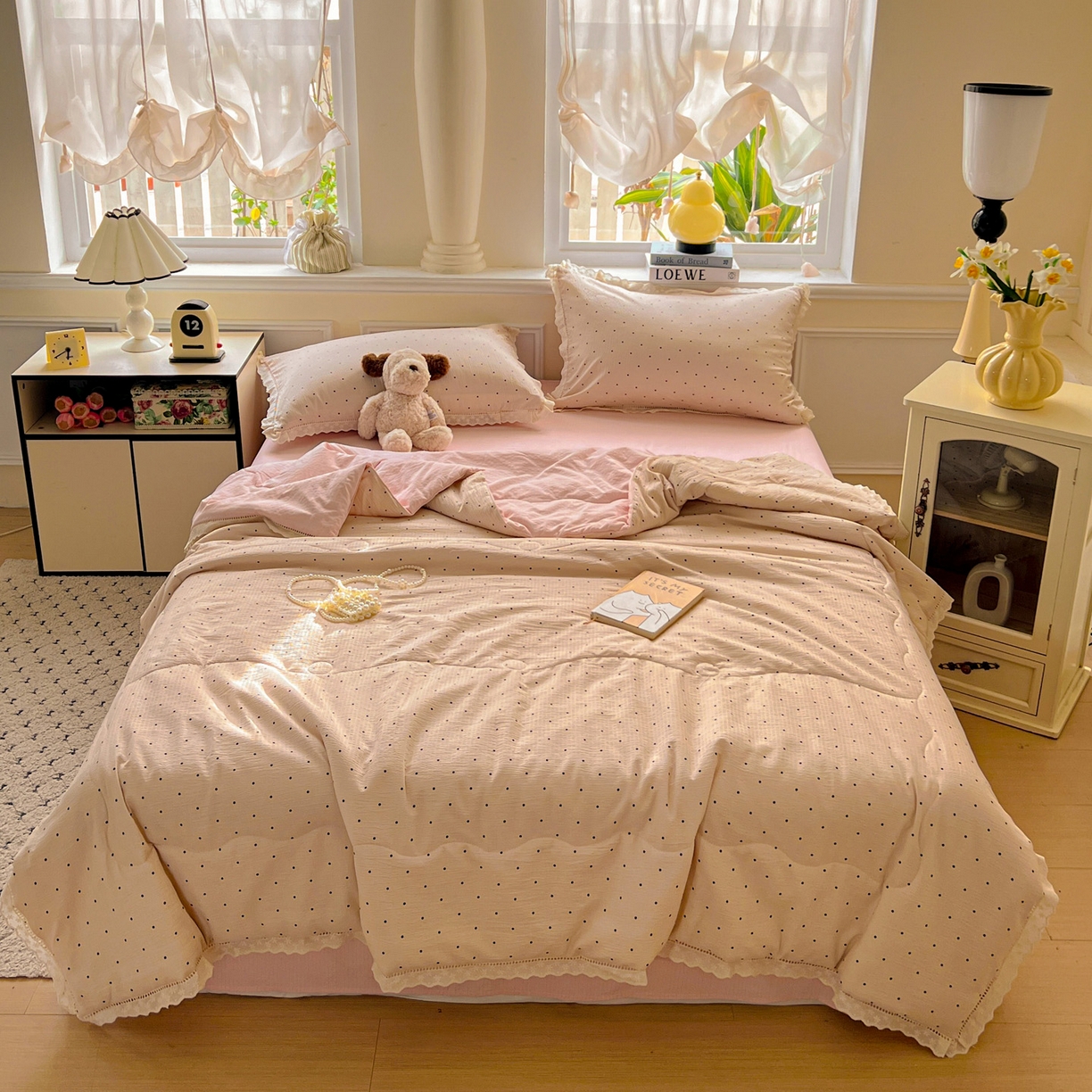 91家纺网 家纺一手货源 找家纺 繁花家居 2025新款云感棉镂空花边夏被四件套 漏空花边-初恋