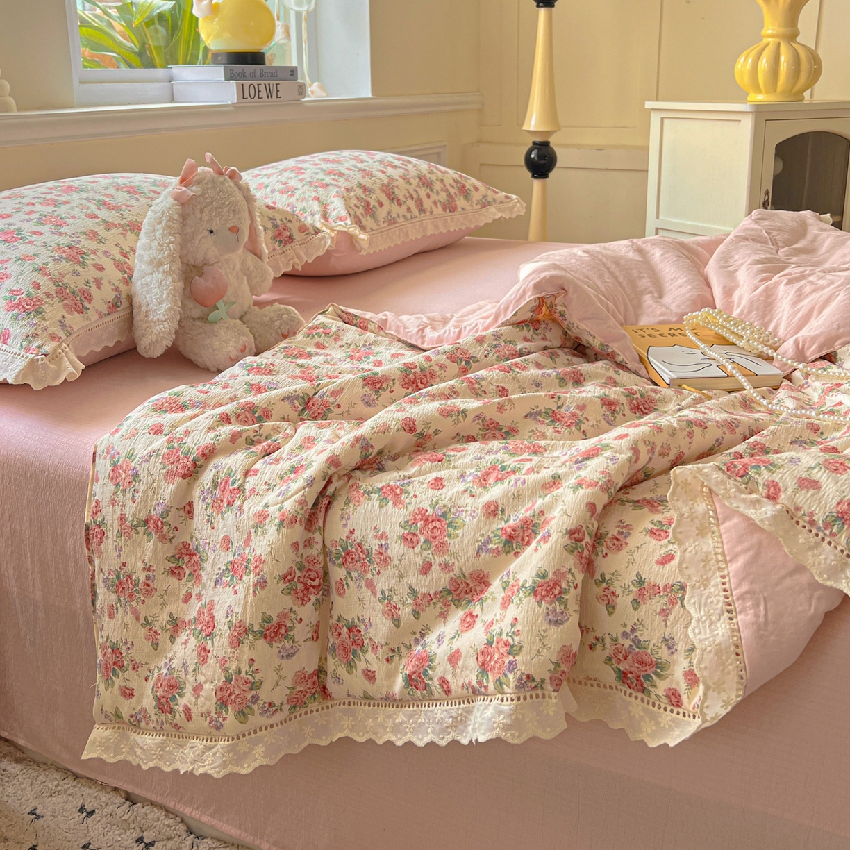 91家纺网 家纺一手货源 找家纺 繁花家居 2025新款云感棉镂空花边夏被四件套 镂空花边-星眠云野