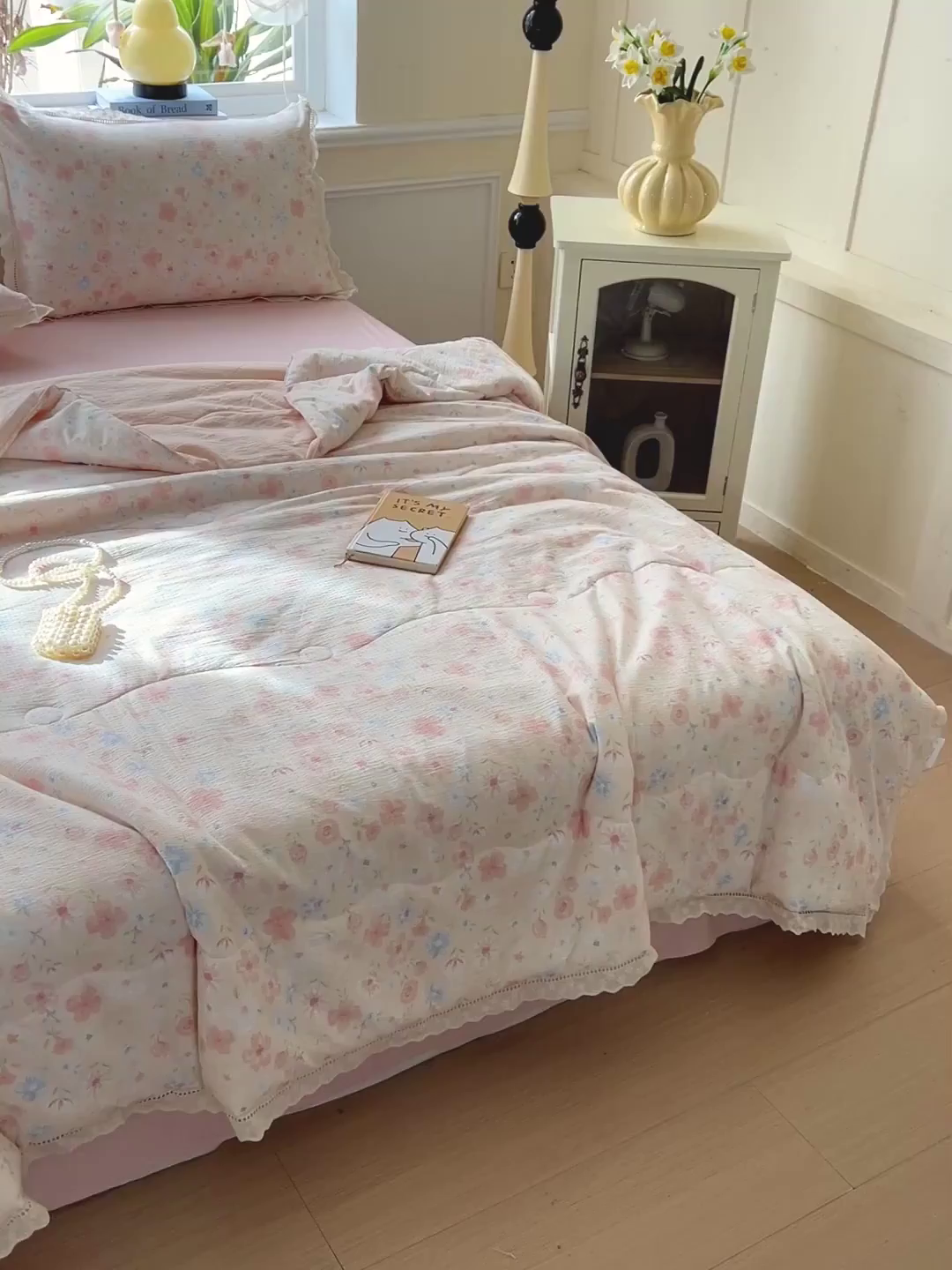 91家纺网 家纺一手货源 找家纺 繁花家居 2025新款云感棉镂空花边夏被四件套 镂空花边-花仙子