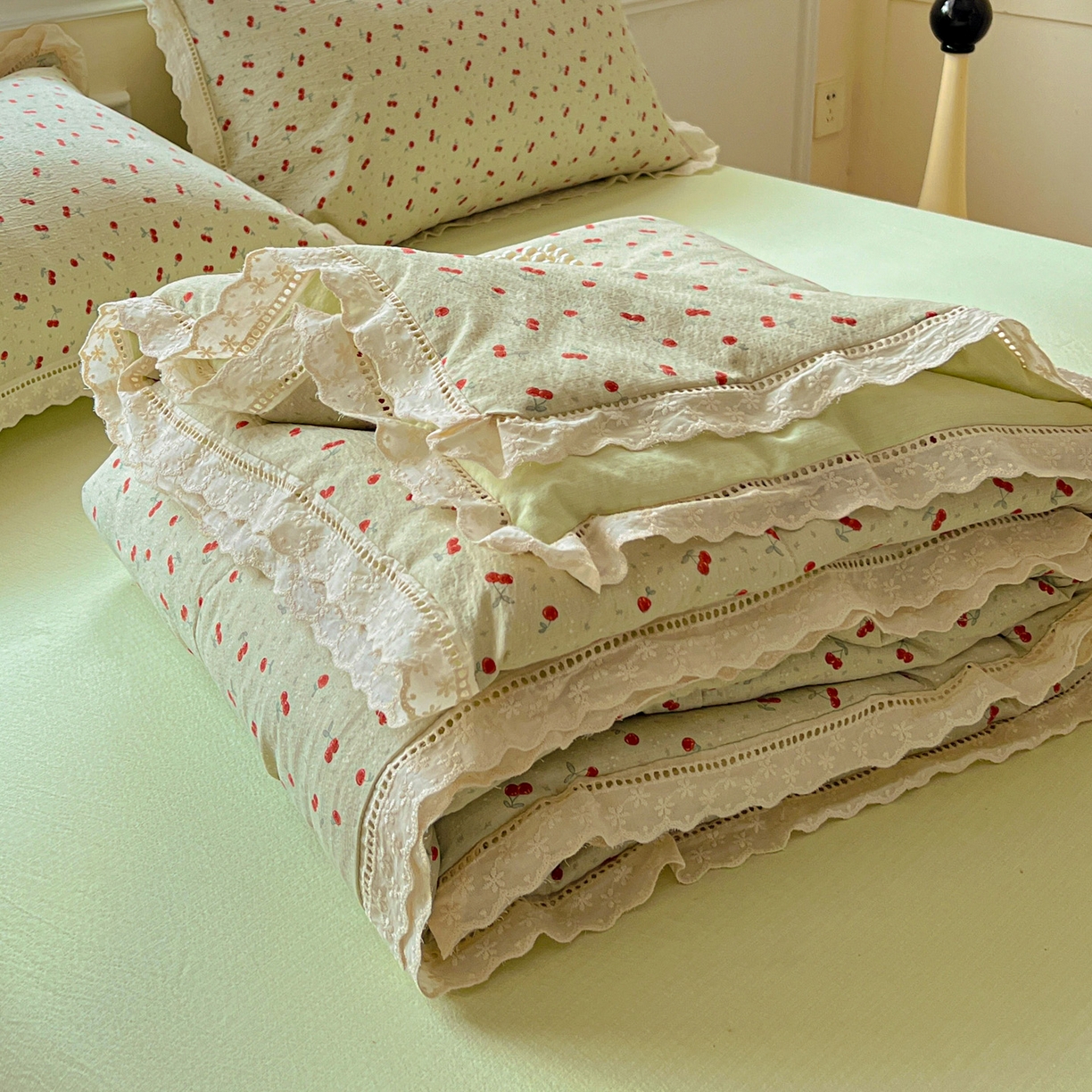 繁花家居 2025新款云感棉镂空花边夏被四件套 镂空花边-绿樱子