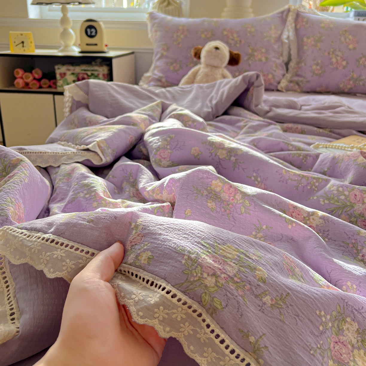 91家纺网 家纺一手货源 找家纺 繁花家居 2025新款云感棉镂空花边夏被四件套 镂空花边-凝夜