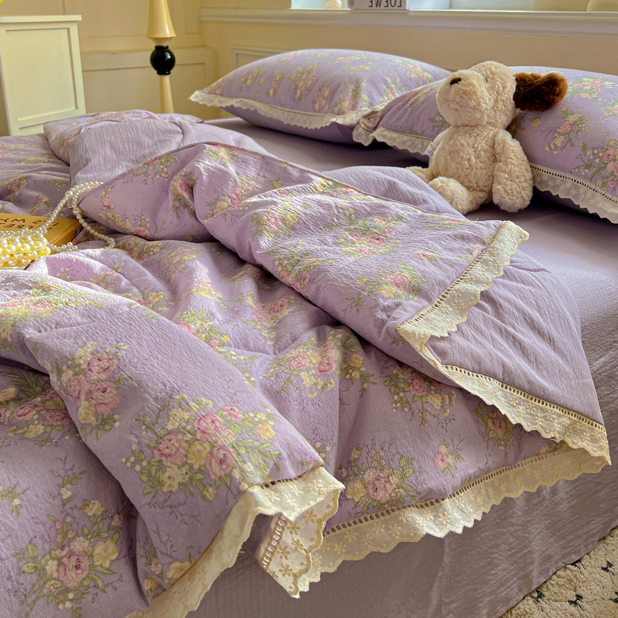 91家纺网 家纺一手货源 找家纺 繁花家居 2025新款云感棉镂空花边夏被四件套 镂空花边-凝夜