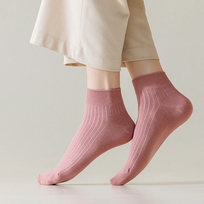 91家纺网 家纺一手货源 找家纺 良品汇馆 2025【女士纯色抽条短袜】日式无印女纯色抽条短袜良品棉质休闲运动袜子防臭抑菌吸汗短筒袜 皮粉