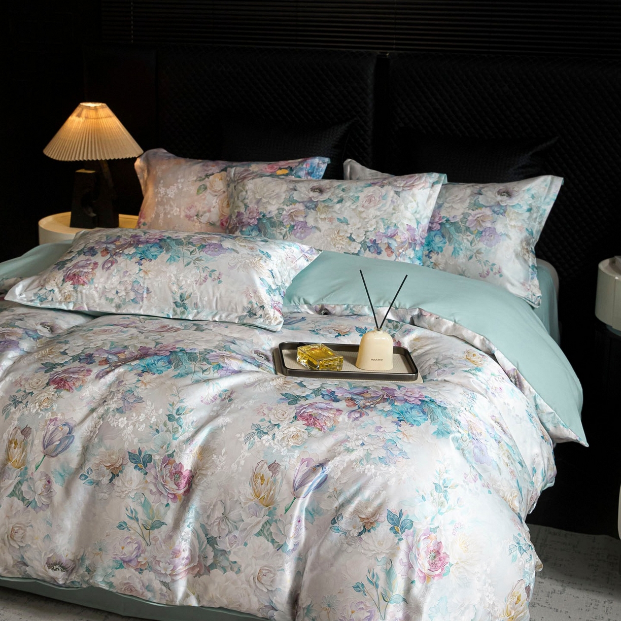 91家纺网 家纺一手货源 找家纺 莱欧纳家纺 2025新款轻奢提花印花四件套 梦澜-青