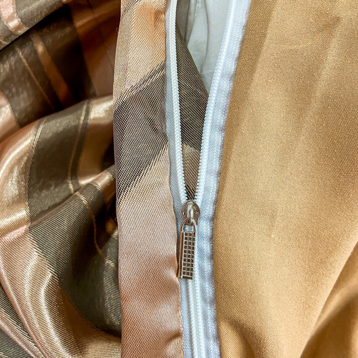 91家纺网 家纺一手货源 找家纺 莱欧纳家纺 2025新款轻奢欧式提花四件套 爱情牵线-金咖