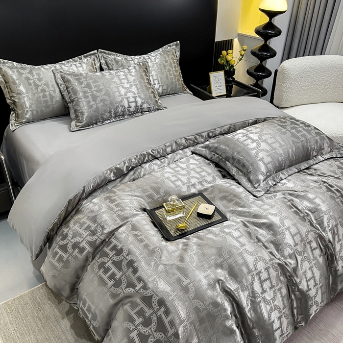 91家纺网 家纺一手货源 找家纺 莱欧纳家纺 2025新款轻奢欧式提花四件套 繁花-高级灰