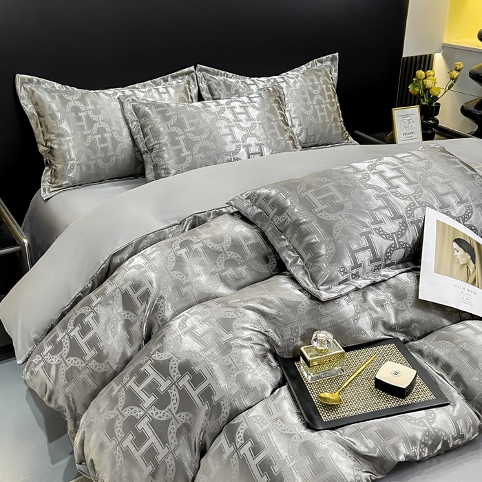 91家纺网 家纺一手货源 找家纺 莱欧纳家纺 2025新款轻奢欧式提花四件套 繁花-高级灰