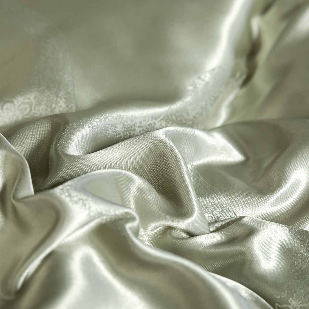 91家纺网 家纺一手货源 找家纺 莱欧纳家纺 2025新款轻奢欧式提花四件套 唯美品范