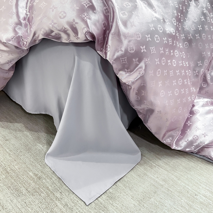 91家纺网 家纺一手货源 找家纺 莱欧纳家纺 2025新款轻奢欧式提花四件套 西雅图-浅雪青