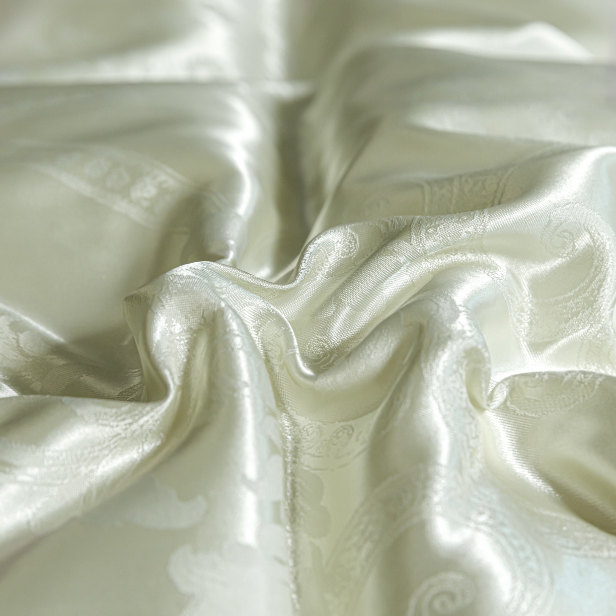 91家纺网 家纺一手货源 找家纺 莱欧纳家纺 2025新款轻奢欧式提花四件套 小洛可可