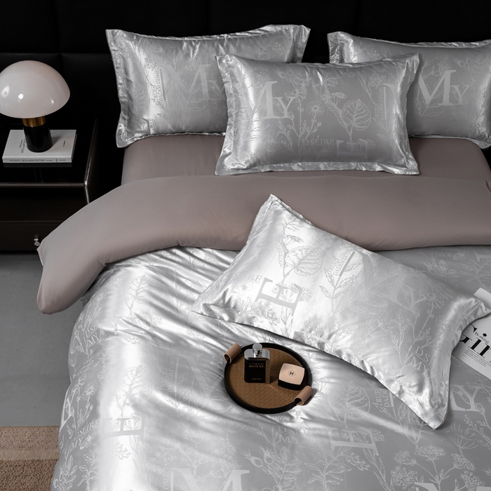 91家纺网 家纺一手货源 找家纺 莱欧纳家纺 2025新款轻奢欧式提花四件套 意林故事