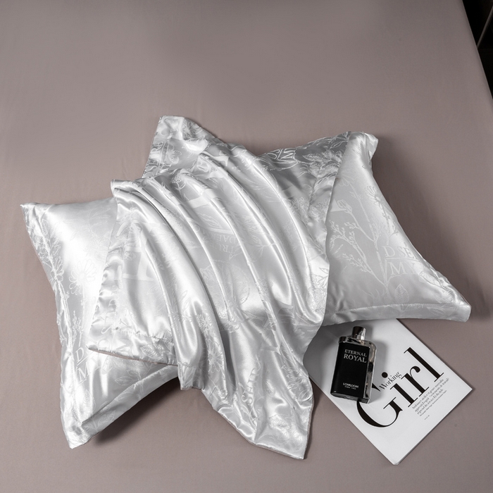 91家纺网 家纺一手货源 找家纺 莱欧纳家纺 2025新款轻奢欧式提花四件套 意林故事