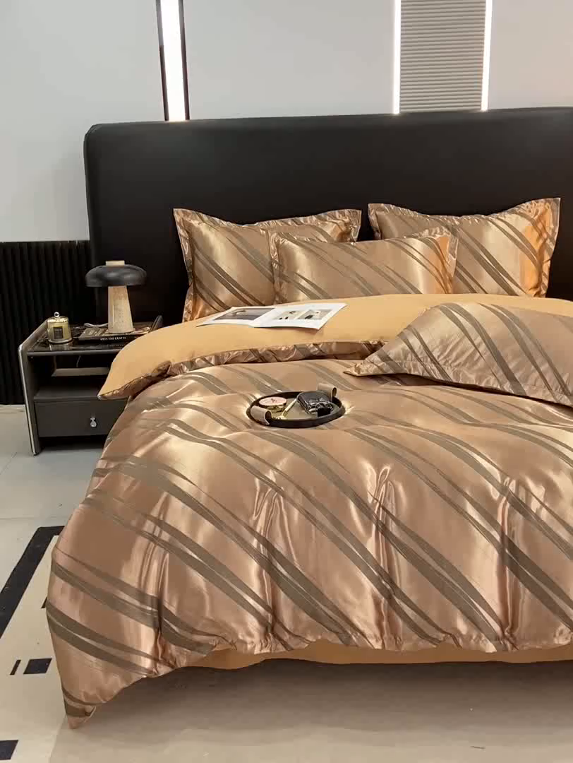 91家纺网 家纺一手货源 找家纺 莱欧纳家纺 2025新款轻奢欧式提花四件套 爱情牵线-金咖