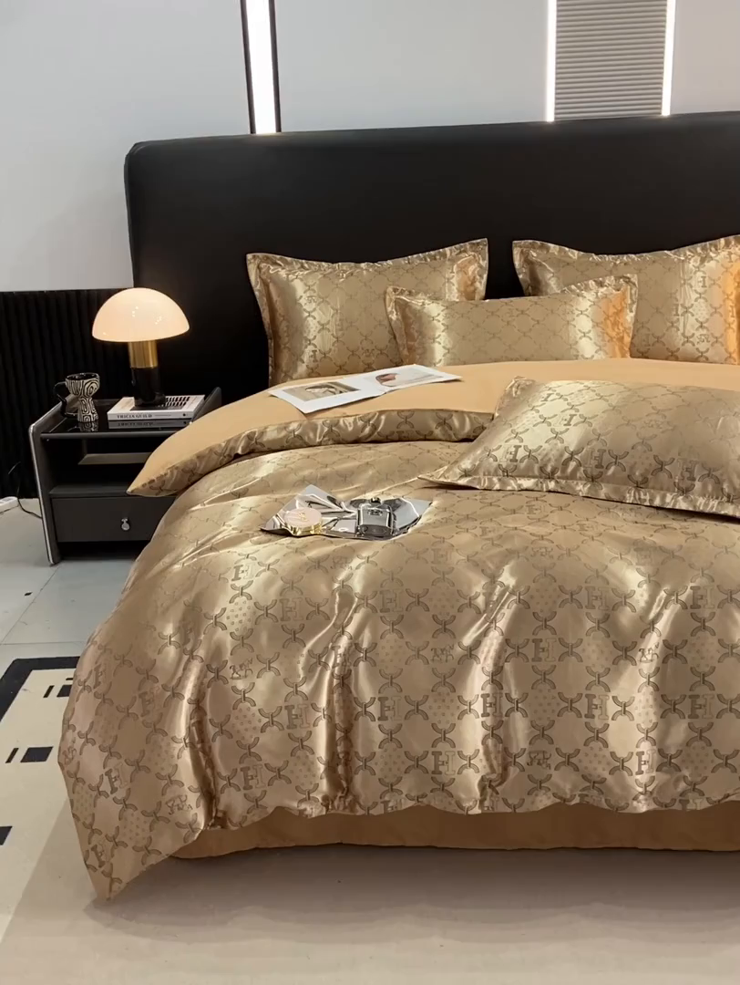 91家纺网 家纺一手货源 找家纺 莱欧纳家纺 2025新款轻奢欧式提花四件套 尊贵乐章