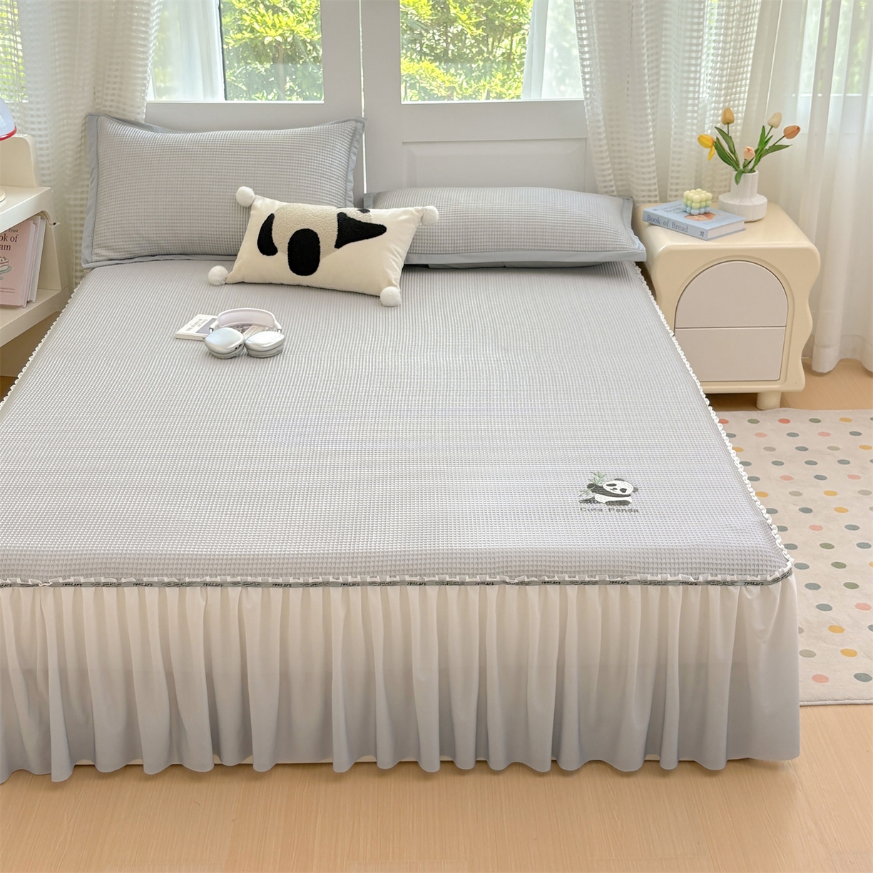 91家纺网 家纺一手货源 找家纺 宜派家纺 2025新款高分子凉感丝床裙凉席三件套系列 可爱熊-灰 床裙款