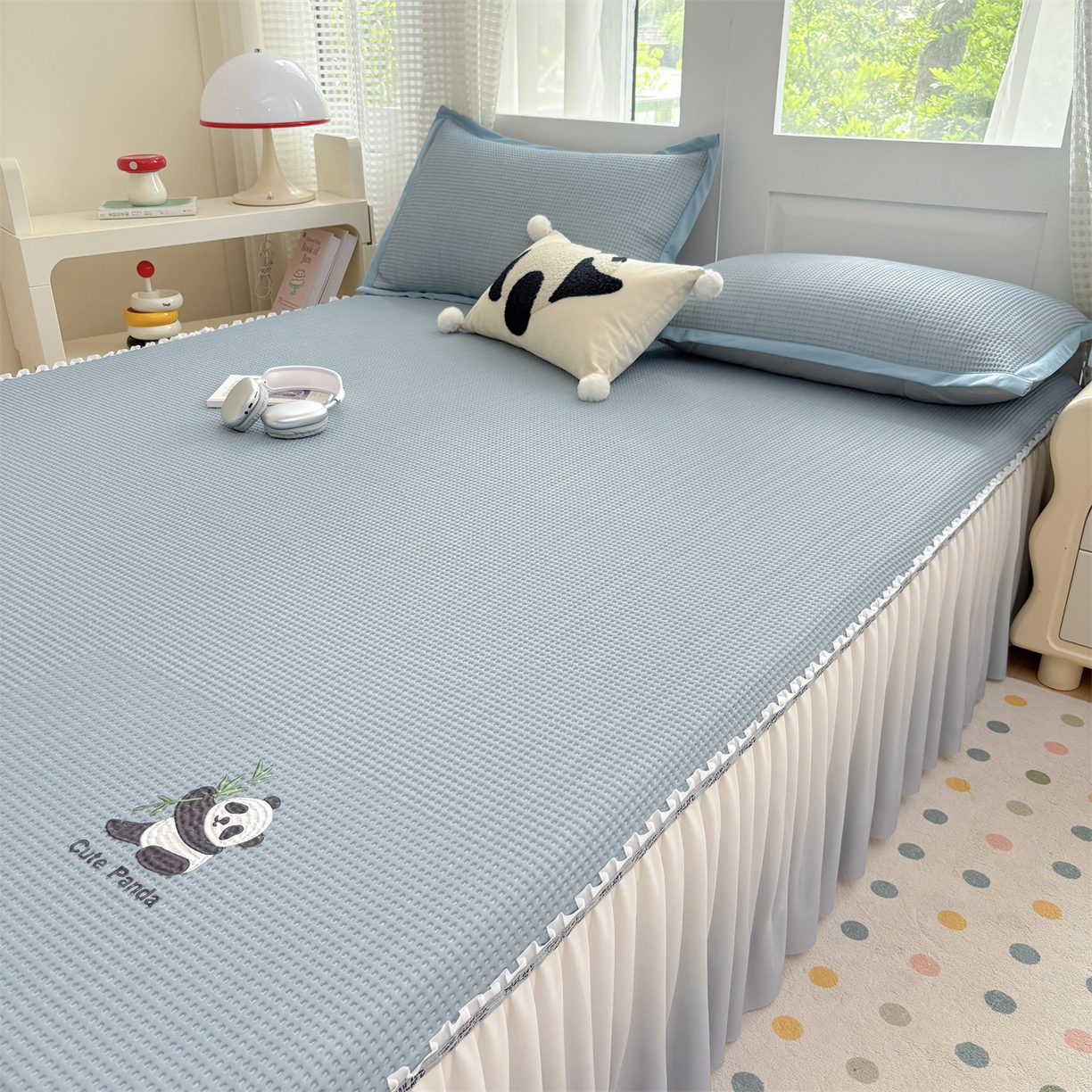 91家纺网 家纺一手货源 找家纺 宜派家纺 2025新款高分子凉感丝床裙凉席三件套系列 可爱熊-蓝 床裙款