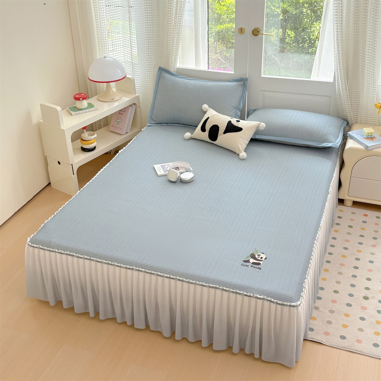 91家纺网 家纺一手货源 找家纺 宜派家纺 2025新款高分子凉感丝床裙凉席三件套系列 可爱熊-蓝 床裙款