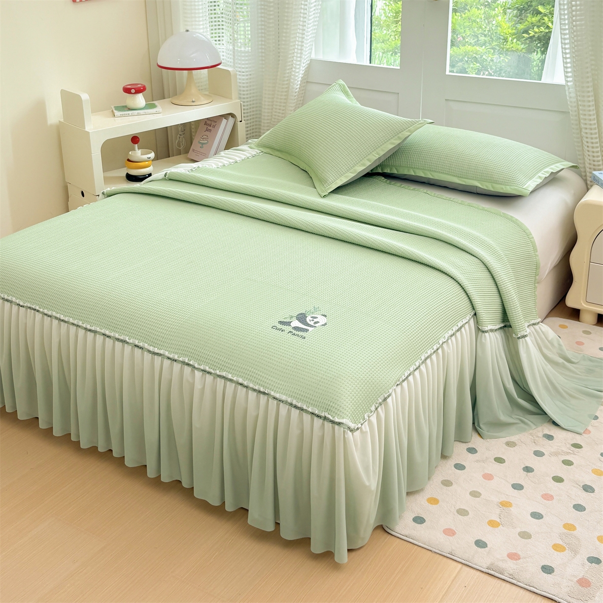 91家纺网 家纺一手货源 找家纺 宜派家纺 2025新款高分子凉感丝床裙凉席三件套系列 可爱熊-绿 床裙款