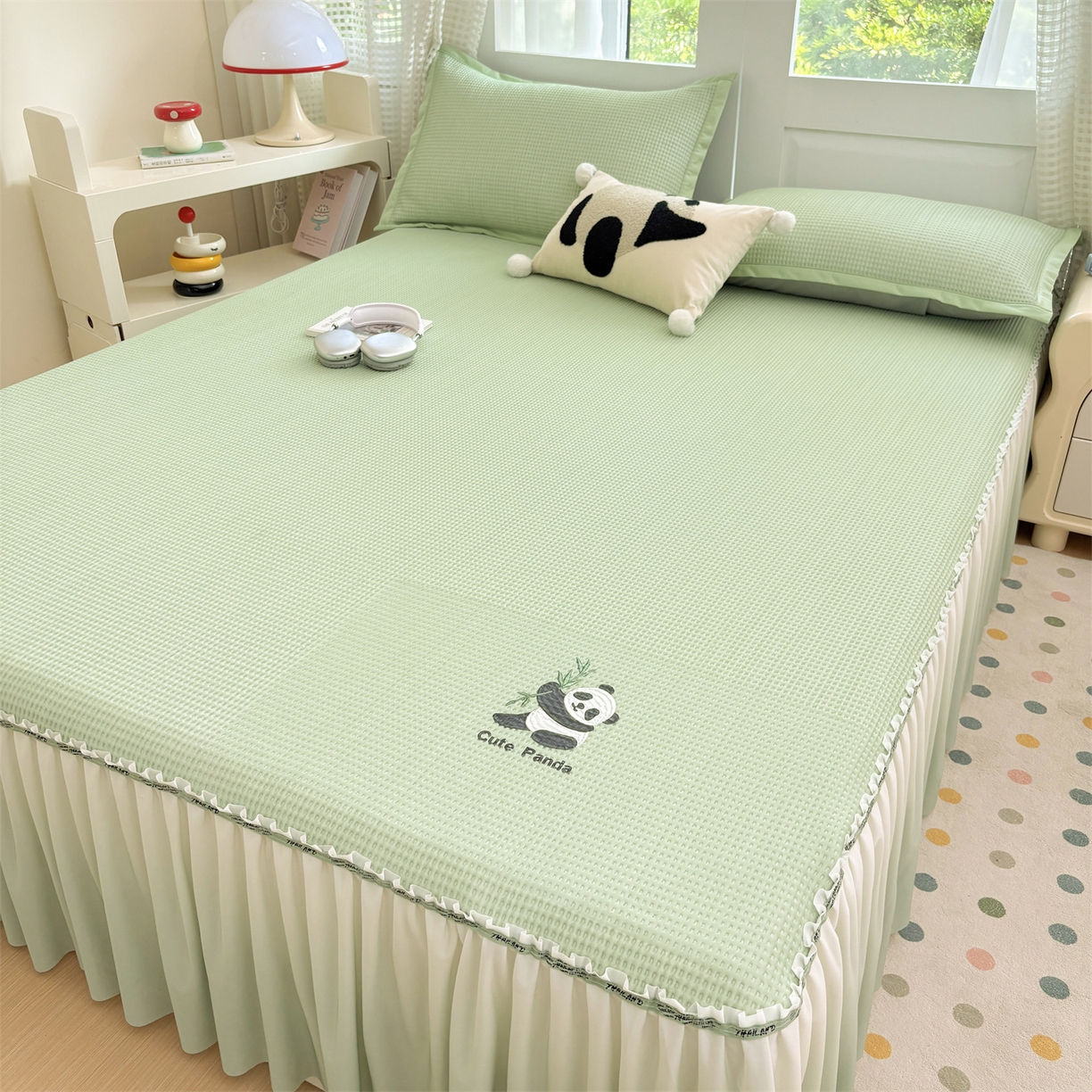 91家纺网 家纺一手货源 找家纺 宜派家纺 2025新款高分子凉感丝床裙凉席三件套系列 可爱熊-绿 床裙款