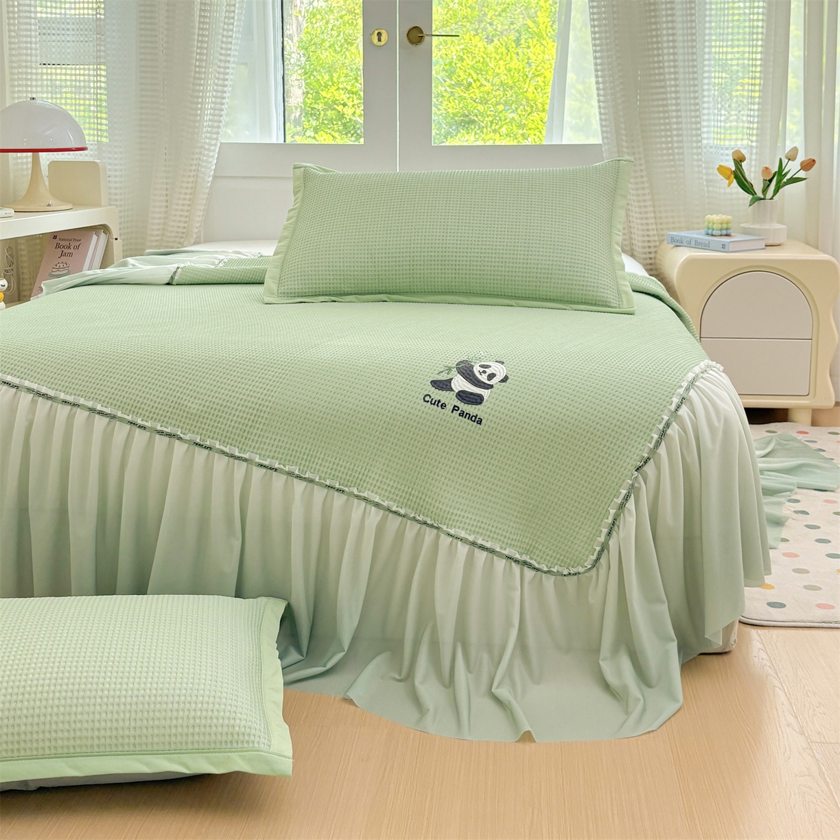 91家纺网 家纺一手货源 找家纺 宜派家纺 2025新款高分子凉感丝床裙凉席三件套系列 可爱熊-绿 床裙款