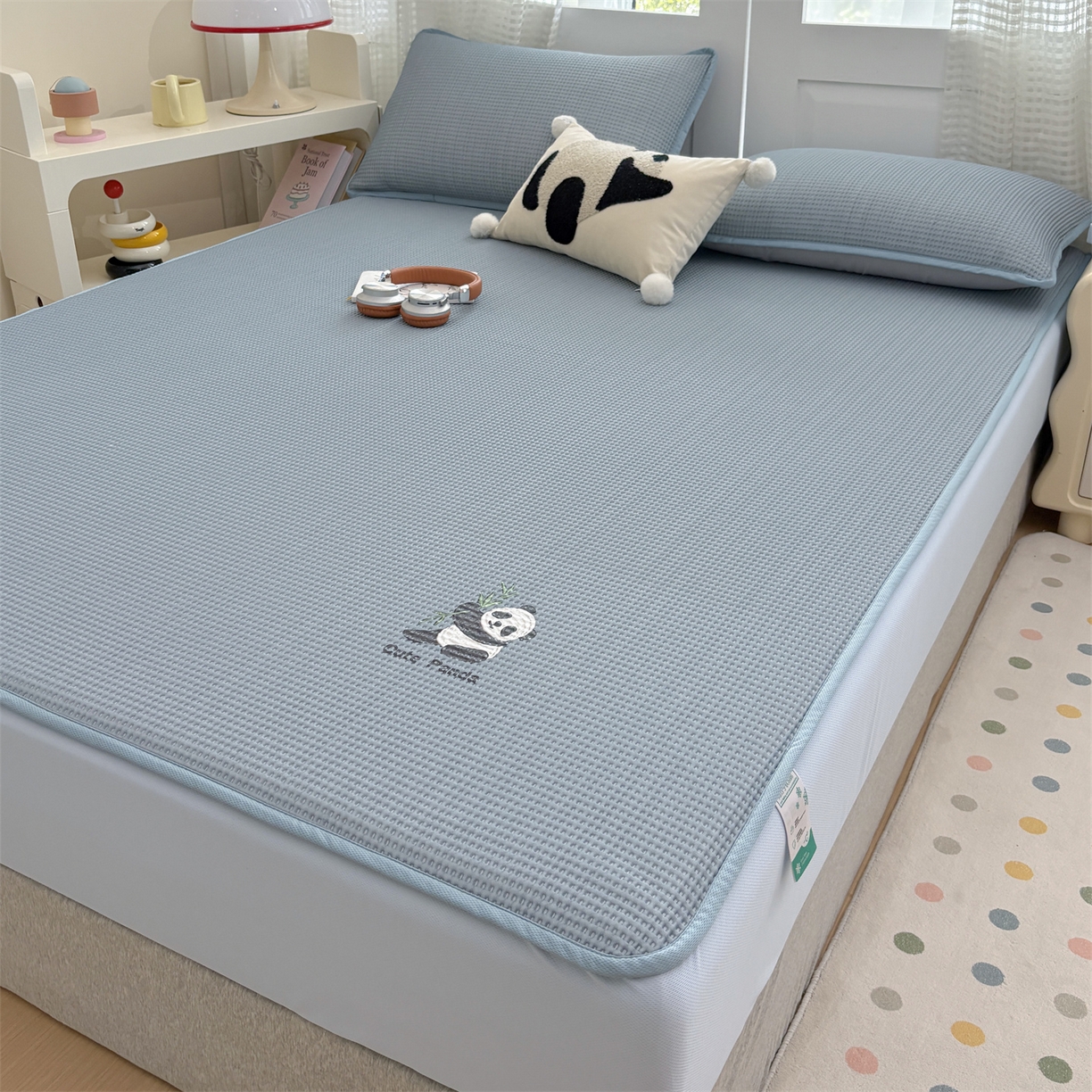 91家纺网 家纺一手货源 找家纺 宜派家纺 2025新款高分子凉感丝床裙凉席三件套系列 可爱熊-蓝 床笠款