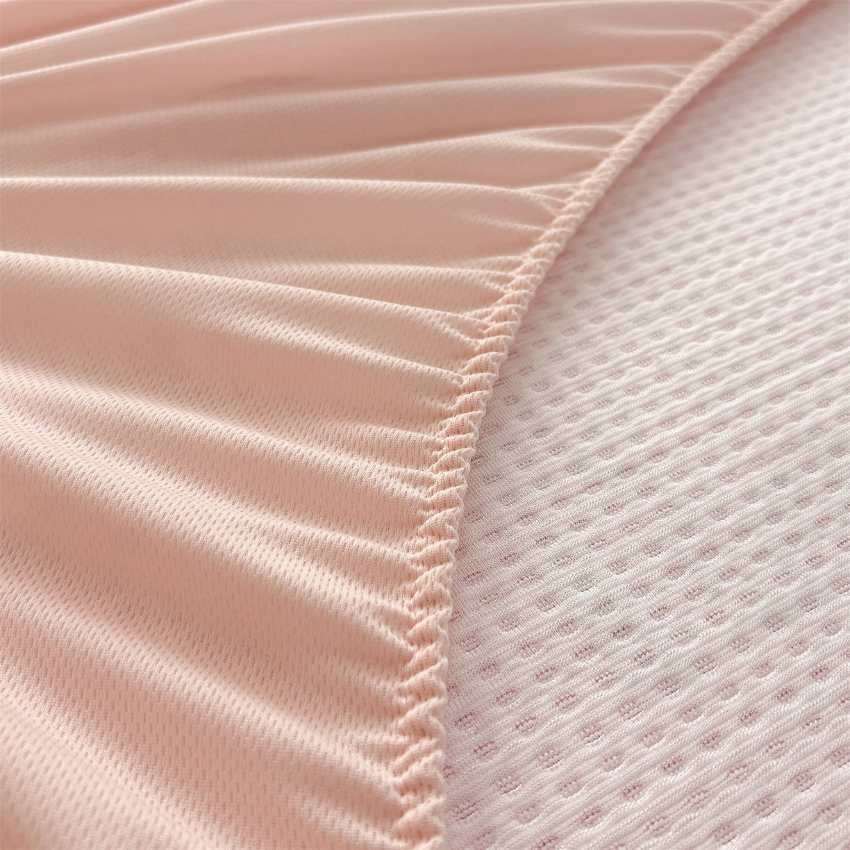 91家纺网 家纺一手货源 找家纺 宜派家纺 2025新款高分子凉感丝床裙凉席三件套系列 可爱熊-粉 床笠款