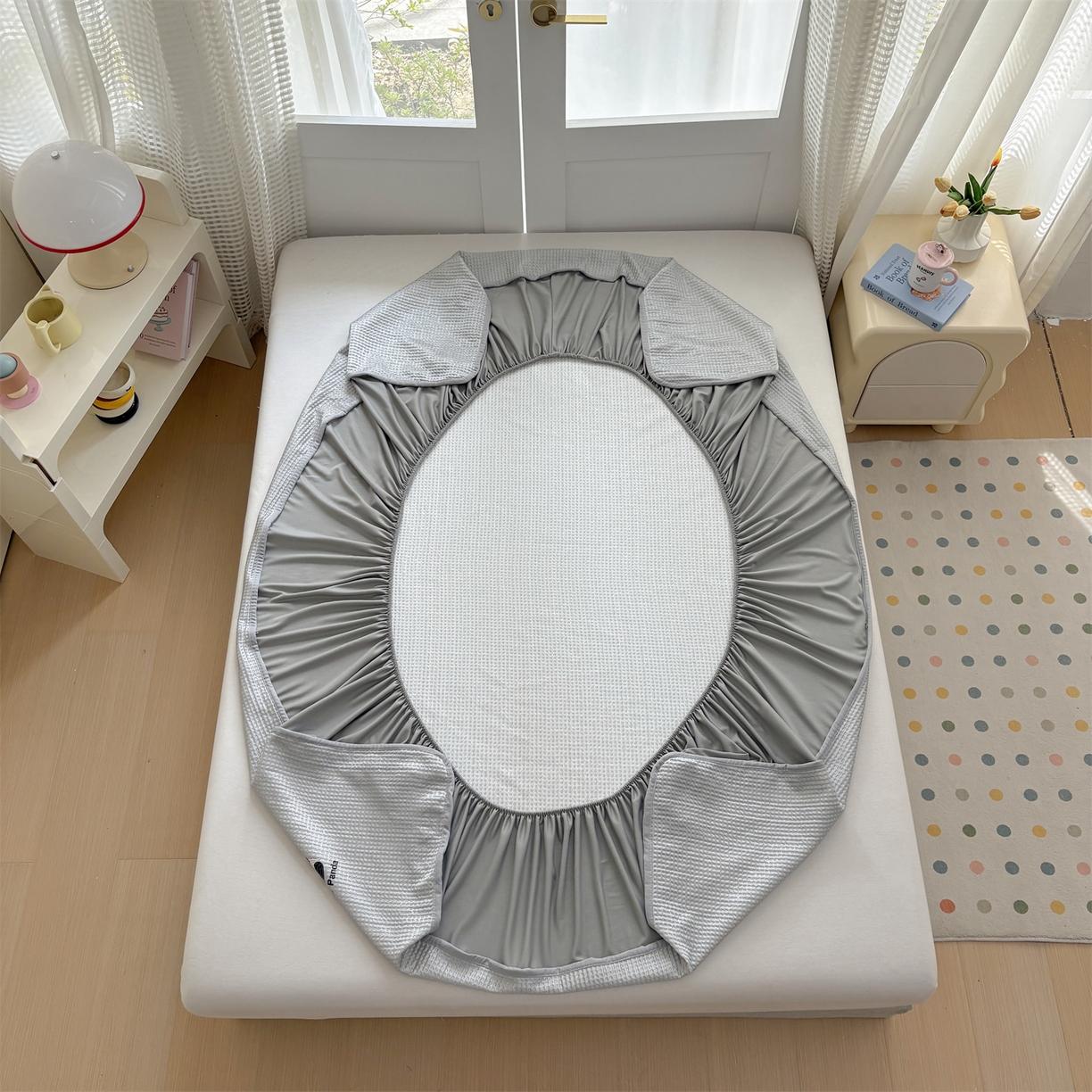 91家纺网 家纺一手货源 找家纺 宜派家纺 2025新款高分子凉感丝床裙凉席三件套系列 可爱熊-灰 床笠款