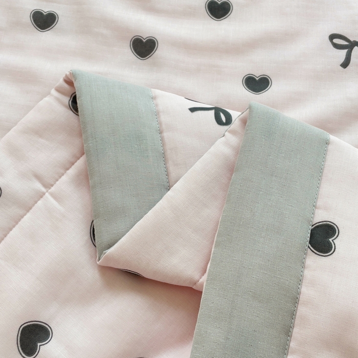 91家纺网 家纺一手货源 找家纺 集布 2025新款100%全棉双层纱花边款夏被夏凉被 甜心