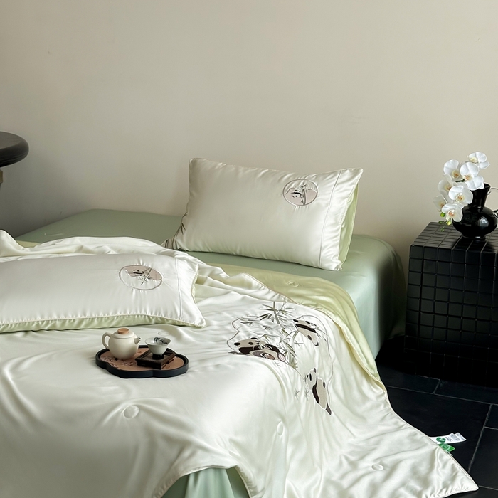 91家纺网 家纺一手货源 找家纺 （总）西西家居 2025春夏新款60支兰精天丝竹韵熊猫夏被夏凉被空调被