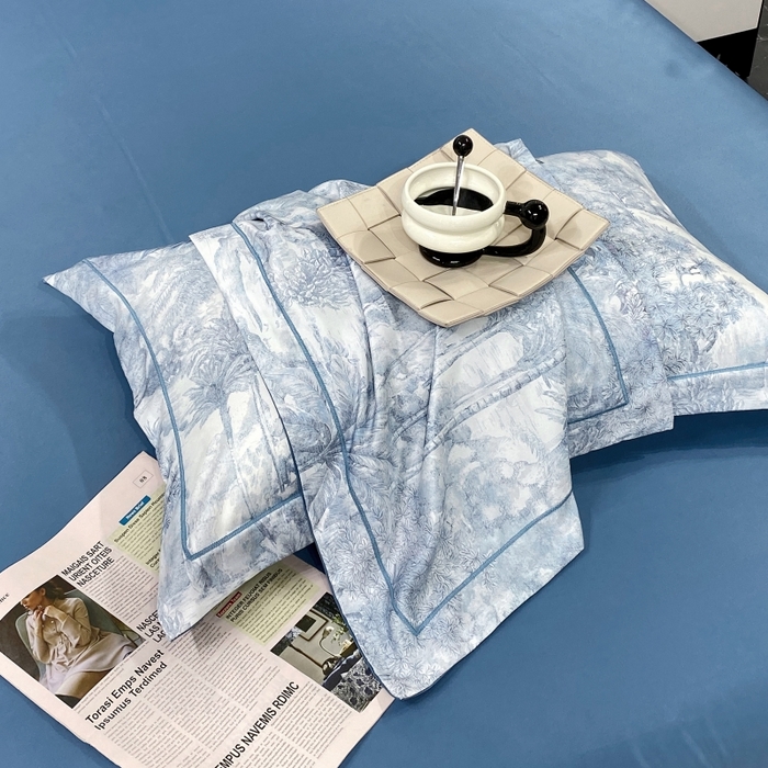 91家纺网 家纺一手货源 找家纺 大麦乐田 2025新款数码印花一字绣宽边四件套 梦境 兰