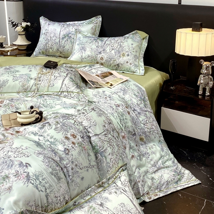 91家纺网 家纺一手货源 找家纺 大麦乐田 2025新款数码印花一字绣宽边四件套 寻觅 绿