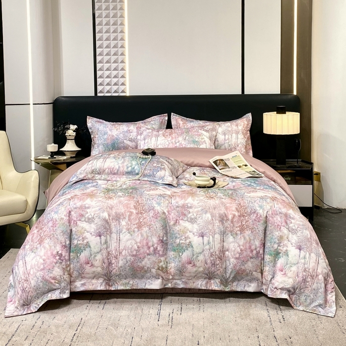 91家纺网 家纺一手货源 找家纺 大麦乐田 2025新款数码印花一字绣宽边四件套 梦境  粉