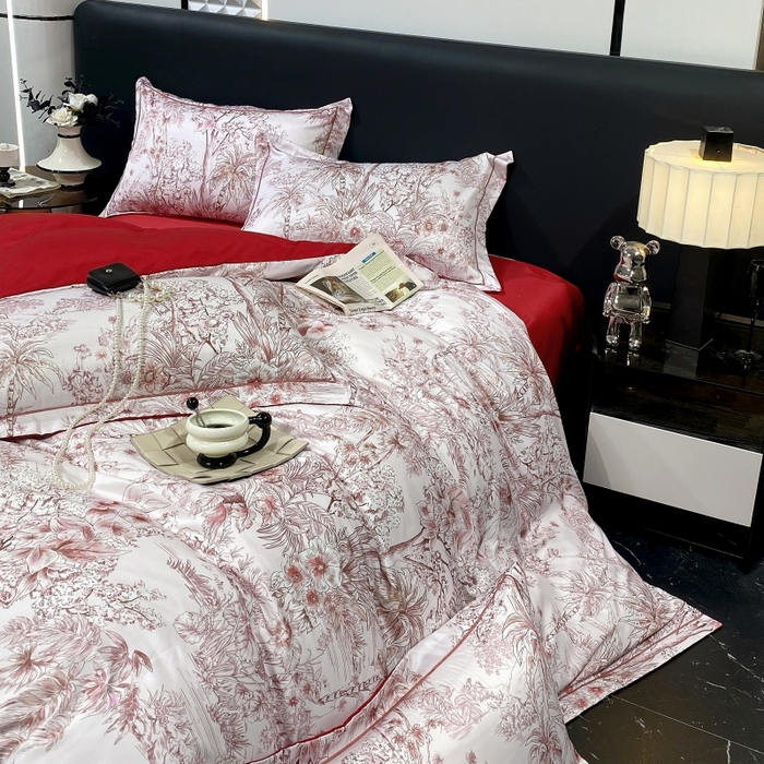 91家纺网 家纺一手货源 找家纺 大麦乐田 2025新款数码印花一字绣宽边四件套 寻觅 红