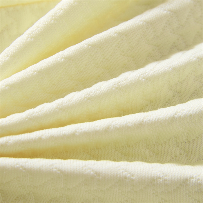 91家纺网 家纺一手货源 找家纺 大熊枕芯 2025新款大凉山苦荞全荞麦壳 三角组合款荞麦枕 米白/只