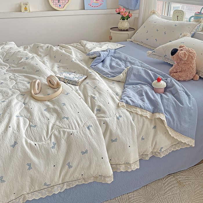 91家纺网 家纺一手货源 找家纺 梦莱斯 2025新款云感木棉皱皱纱全棉花边款夏被四件套 夏天