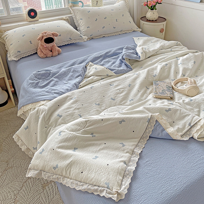 91家纺网 家纺一手货源 找家纺 梦莱斯 2025新款云感木棉皱皱纱全棉花边款夏被四件套 夏天