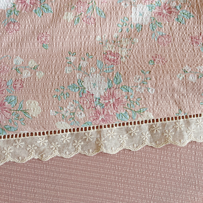 91家纺网 家纺一手货源 找家纺 梦莱斯 2025新款云感木棉皱皱纱全棉花边款夏被四件套 莫奈