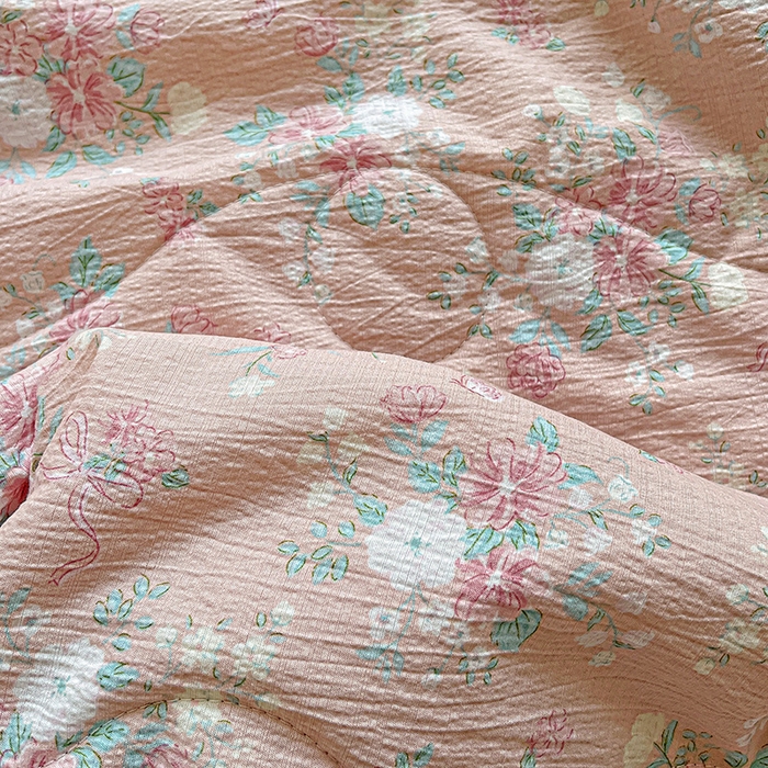 91家纺网 家纺一手货源 找家纺 梦莱斯 2025新款云感木棉皱皱纱全棉花边款夏被四件套 莫奈